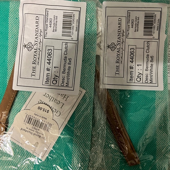 Lot of NWT Cosmetic Bags - Picture 5 of 5